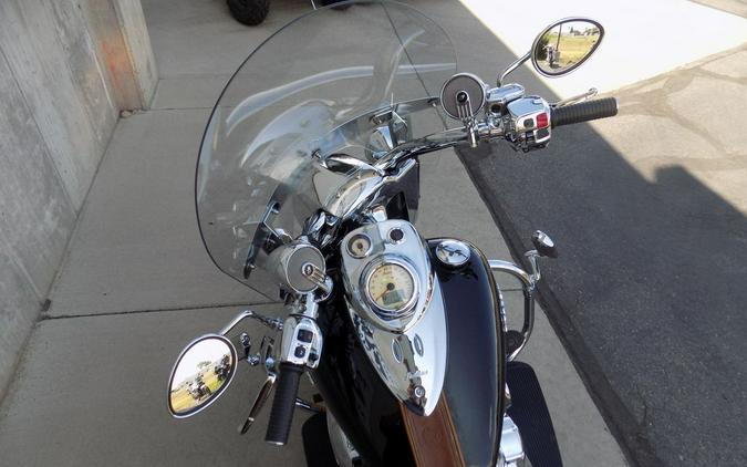 2015 Indian Motorcycle® Chief® Vintage Thunder Black