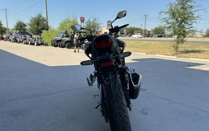 2026 Honda CB750 Hornet E-Clutch