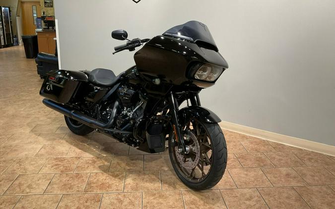 2023 Harley-Davidson Road Glide ST Vivid Black FLTRXST