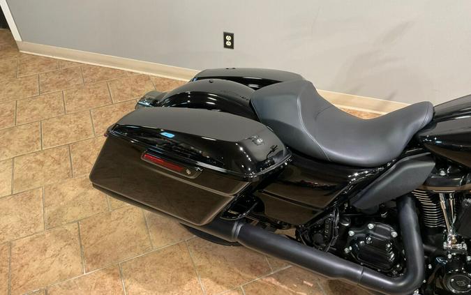 2023 Harley-Davidson Road Glide ST Vivid Black FLTRXST