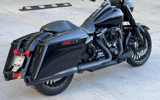 2018 Harley-Davidson® FLHRXS - Road King® Special