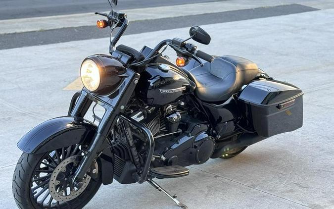 2018 Harley-Davidson® FLHRXS - Road King® Special