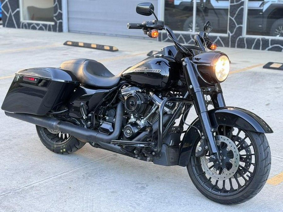 2018 Harley-Davidson® FLHRXS - Road King® Special