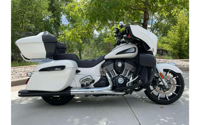 2020 Indian Motorcycle RM DARK HORSE, WHITE SMOKE, 49ST Dark Horse®