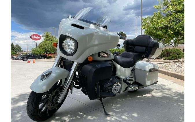 2020 Indian Motorcycle RM DARK HORSE, WHITE SMOKE, 49ST Dark Horse®