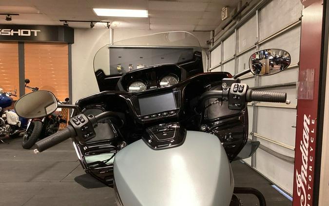 2025 Indian Motorcycle® Challenger® Dark Horse® 112 Frost Silver Smoke