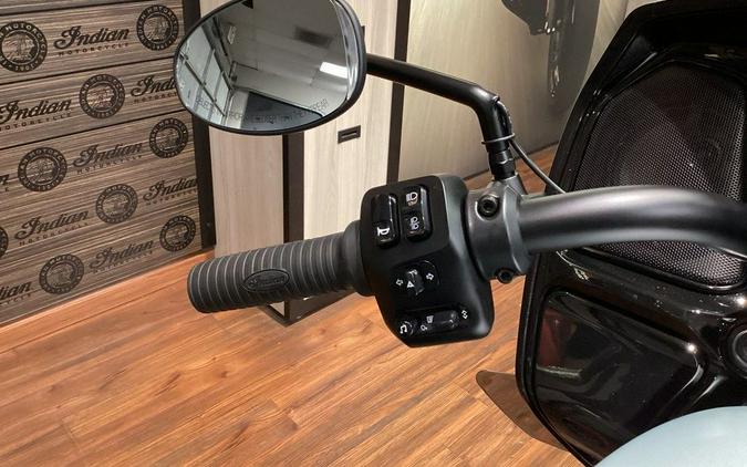 2025 Indian Motorcycle® Challenger® Dark Horse® 112 Frost Silver Smoke