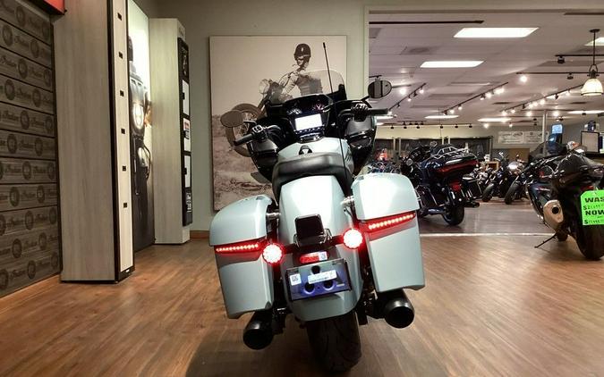 2025 Indian Motorcycle® Challenger® Dark Horse® 112 Frost Silver Smoke