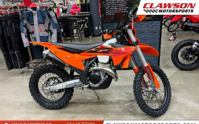 2027 KTM 350 XC-F
