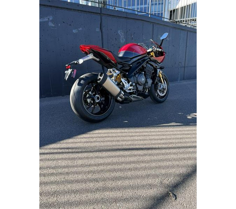 2023 Triumph Speed Triple 1200 RR Red Hopper / Storm Grey