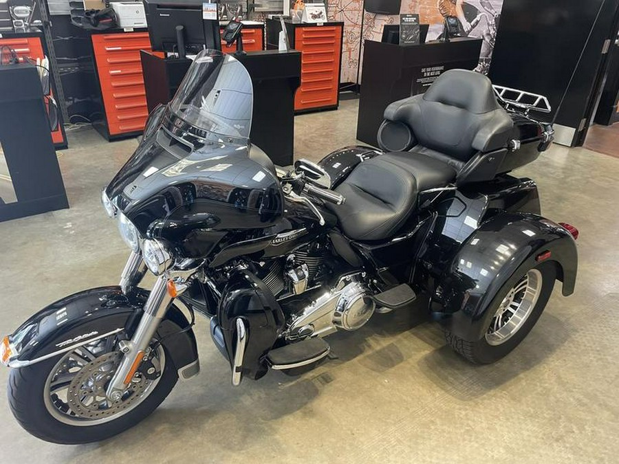 2019 Harley-Davidson® FLHTCUTG - Tri Glide® Ultra