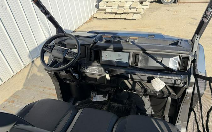 2026 Can-Am Defender MAX XT HD11 With 10.25 In.Display
