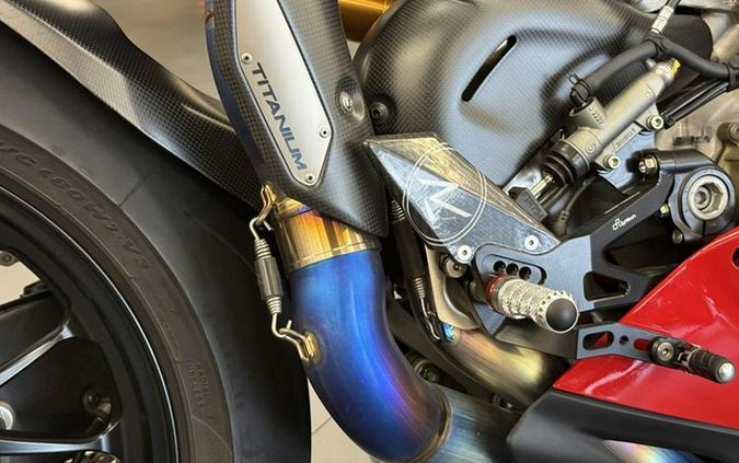 2024 Ducati Panigale V4 R Livery