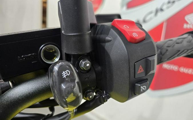 2023 Suzuki V-Strom 1050DE Adventure