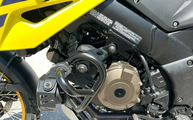 2023 Suzuki V-Strom 1050DE Adventure