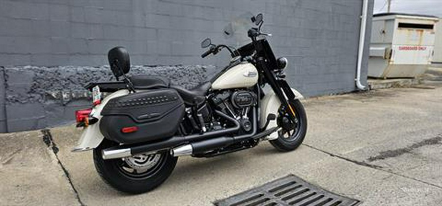 2022 Harley-Davidson Heritage Classic 114