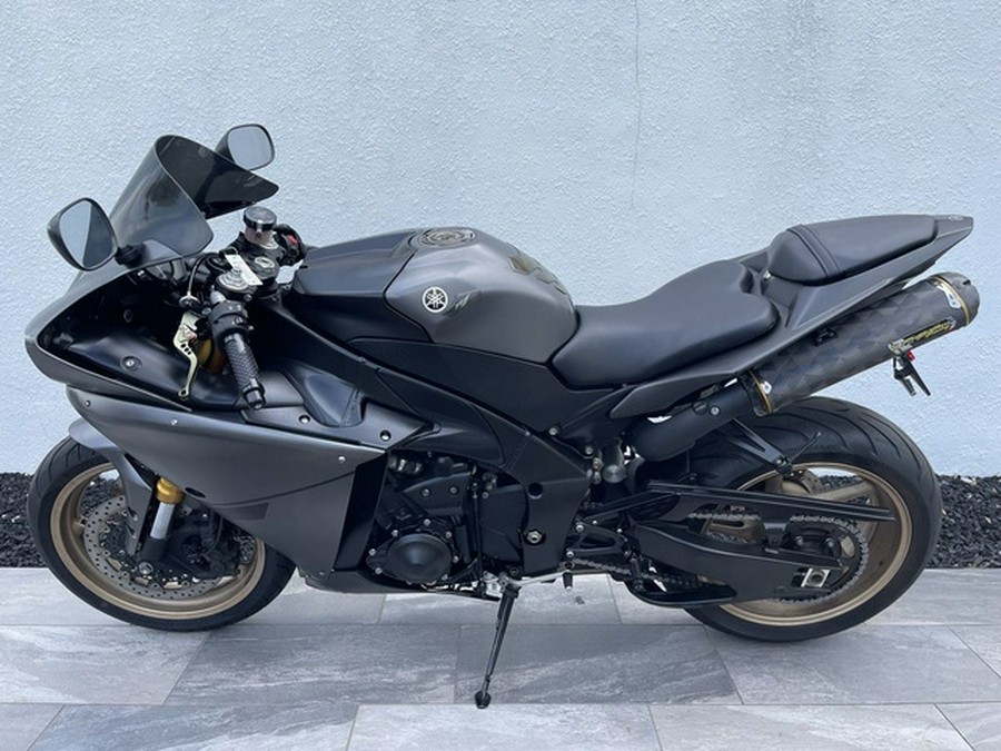 2014 Yamaha YZF R1