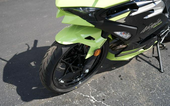 2026 Kawasaki Ninja 500 ABS Metallic Yellowish Green/Ebony