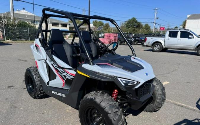 2026 Polaris RZR 200 EFI