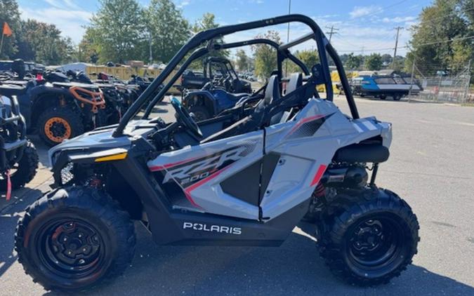 2026 Polaris RZR 200 EFI