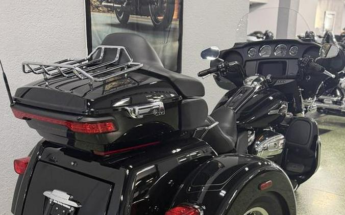 2023 Harley-Davidson® FLHTCUTG - Tri Glide® Ultra
