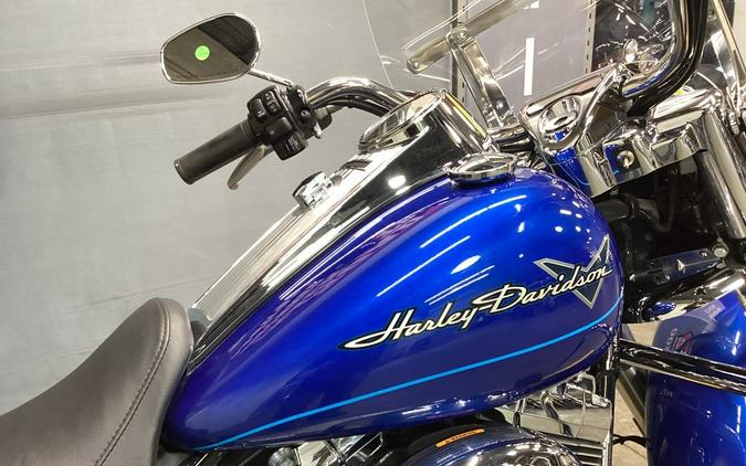 2010 Harley-Davidson® FLHRC - Road King® Classic