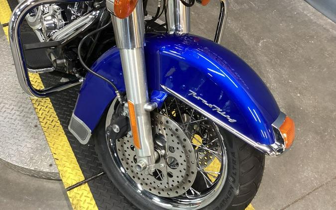 2010 Harley-Davidson® FLHRC - Road King® Classic