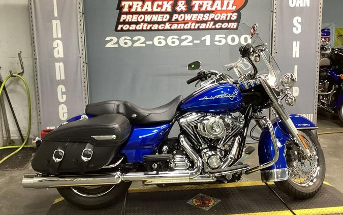 2010 Harley-Davidson® FLHRC - Road King® Classic