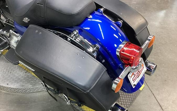 2010 Harley-Davidson® FLHRC - Road King® Classic