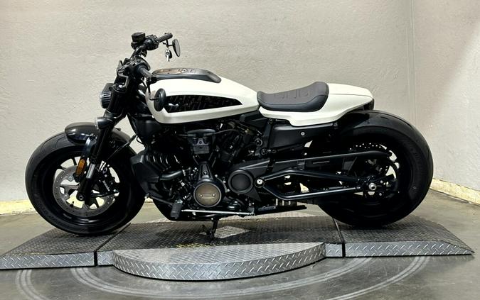 Harley-Davidson® Sportster® S 2022 RH1250S 325705B WHITE SAND PRL
