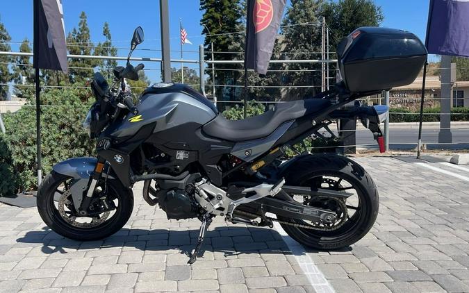 2022 BMW F 900 R Black Storm Metallic