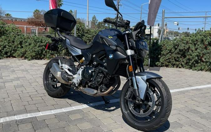 2022 BMW F 900 R Black Storm Metallic