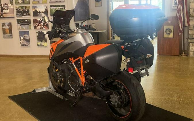 2016 KTM SUPER DUKE 1290 GT