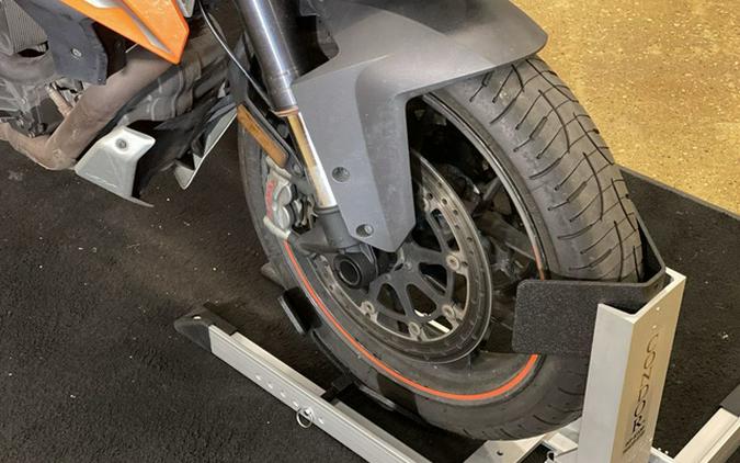 2016 KTM SUPER DUKE 1290 GT