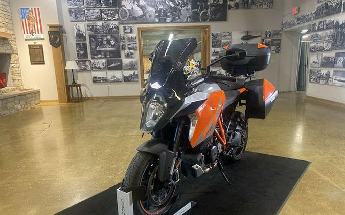 2016 KTM SUPER DUKE 1290 GT