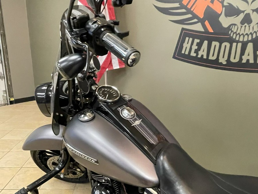 2017 Harley-Davidson Road King® Special