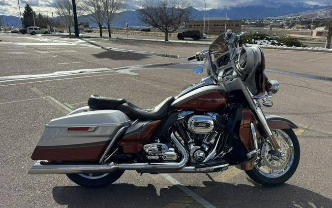 2014 Harley-Davidson® CVO™ Electra Glide Ultra Limited®