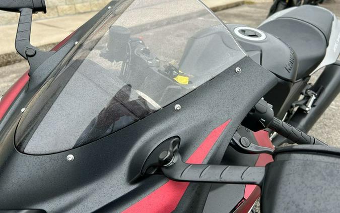 2025 Kawasaki Ninja ZX-14R ABS