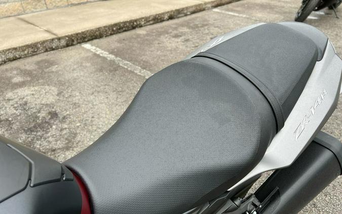 2025 Kawasaki Ninja ZX-14R ABS