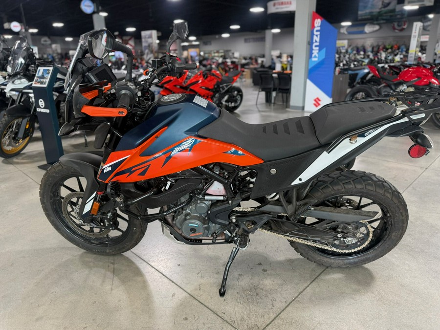 2022 KTM Adventure 390