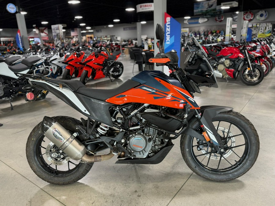 2022 KTM Adventure 390