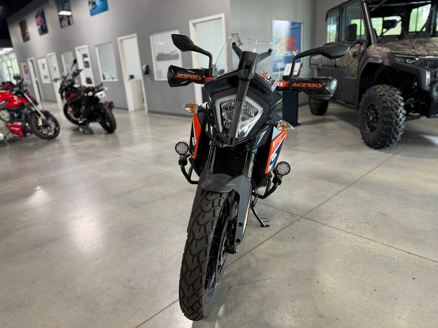 2022 KTM Adventure 390