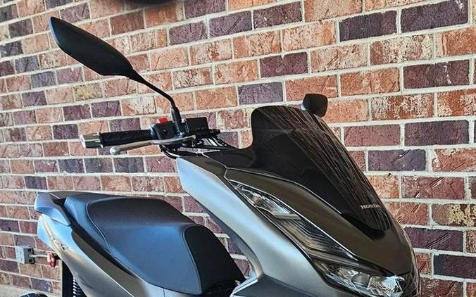 2024 Honda® PCX