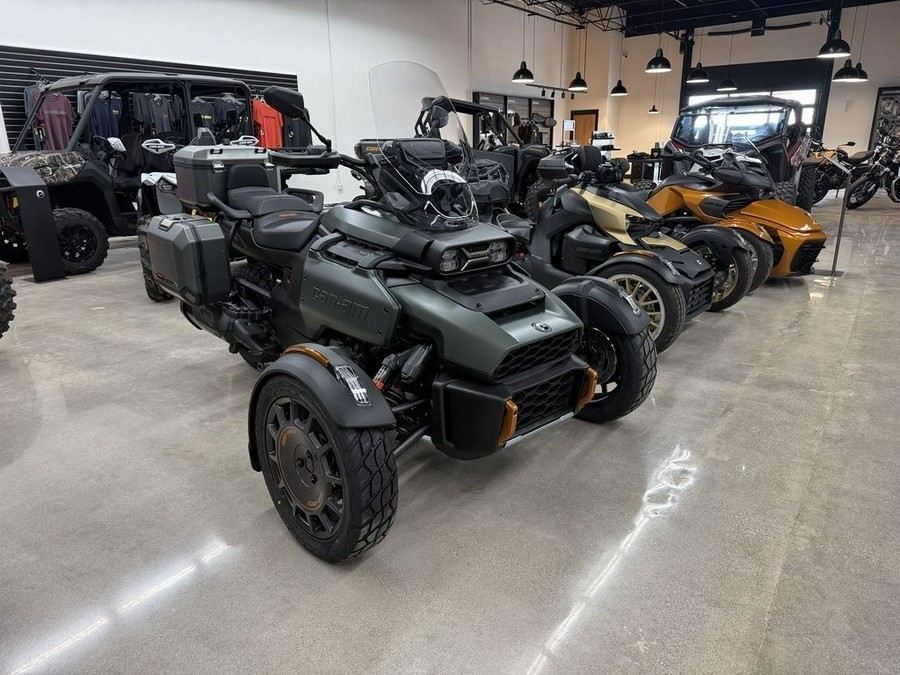 2025 Can-Am Canyon Redrock