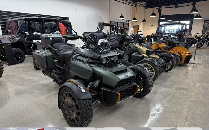 2025 Can-Am Canyon Redrock
