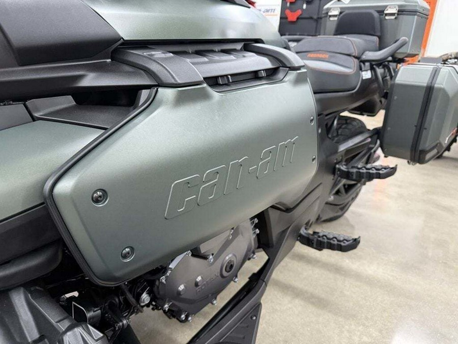 2025 Can-Am Canyon Redrock