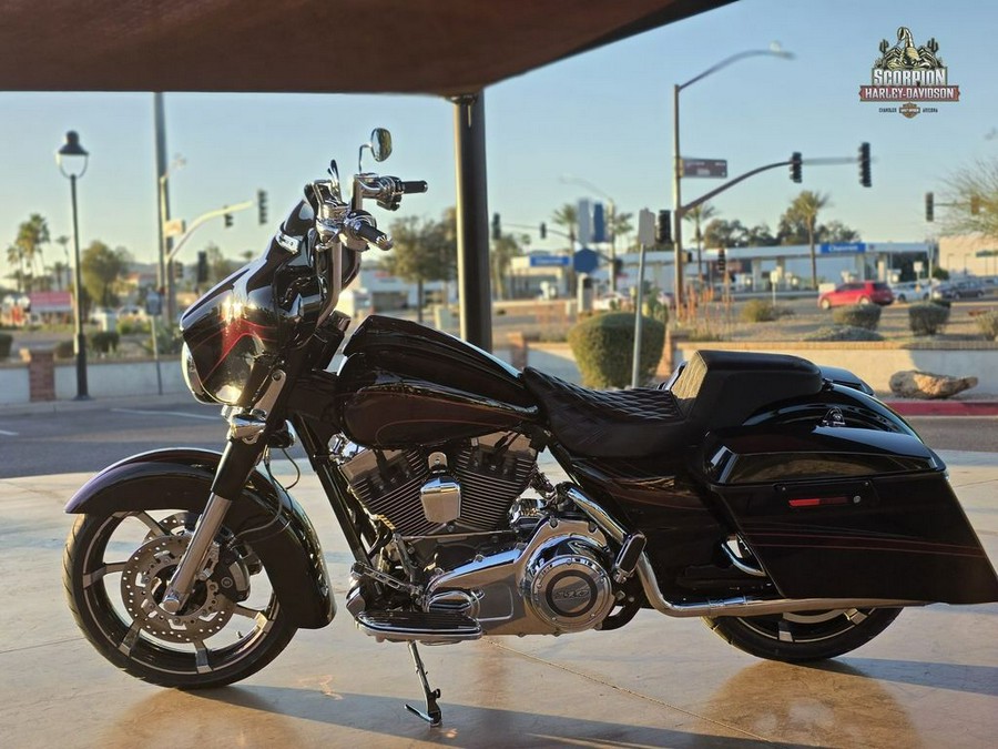 2011 Harley-Davidson® FLHXSE2 - CVO™ Street Glide®