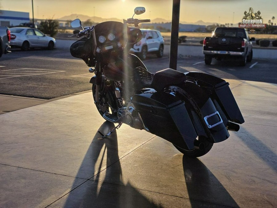 2011 Harley-Davidson® FLHXSE2 - CVO™ Street Glide®