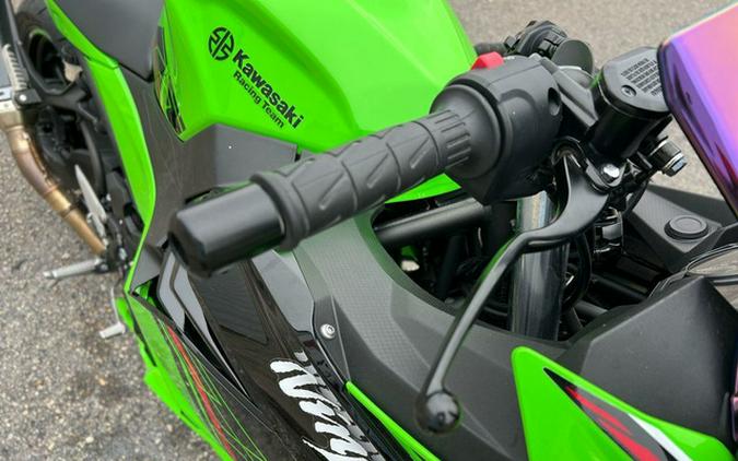 2023 Kawasaki Ninja 400 KRT Edition
