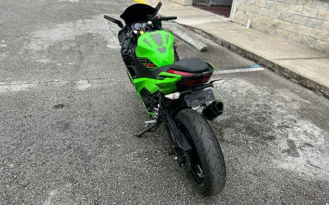 2023 Kawasaki Ninja 400 KRT Edition